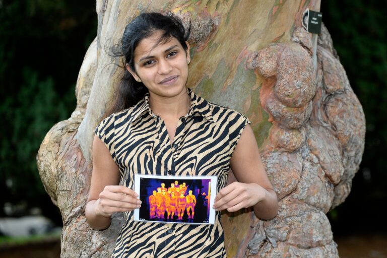 Anjali Ashokan from UCC pictured as part of Bioeconomy Ireland Week, PhD researchers from the innovative ‘NxtGenWood‘ Project, funded by the Department of Agriculture, Food and the Marine, came together to engage the public as part of a 'Thesis in Trees' event. Eight researchers, stationed around the National Botanic Gardens, presented their innovative research in three minutes; including making chemicals, heat and even plastics from wood. The event was run in association with BiOrbic Bioeconomy Research Centre and Amber, Centre for Advancing Materials for Impact. 
Photo: Justin Farrelly.